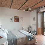 La Folaga Del Trasimeno Nyaraló *