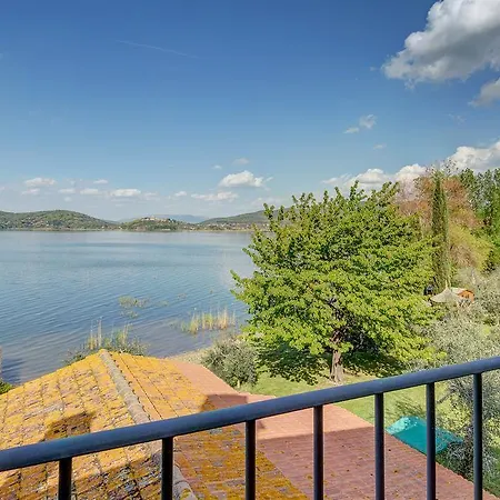 Casa de Férias La Folaga Del Trasimeno